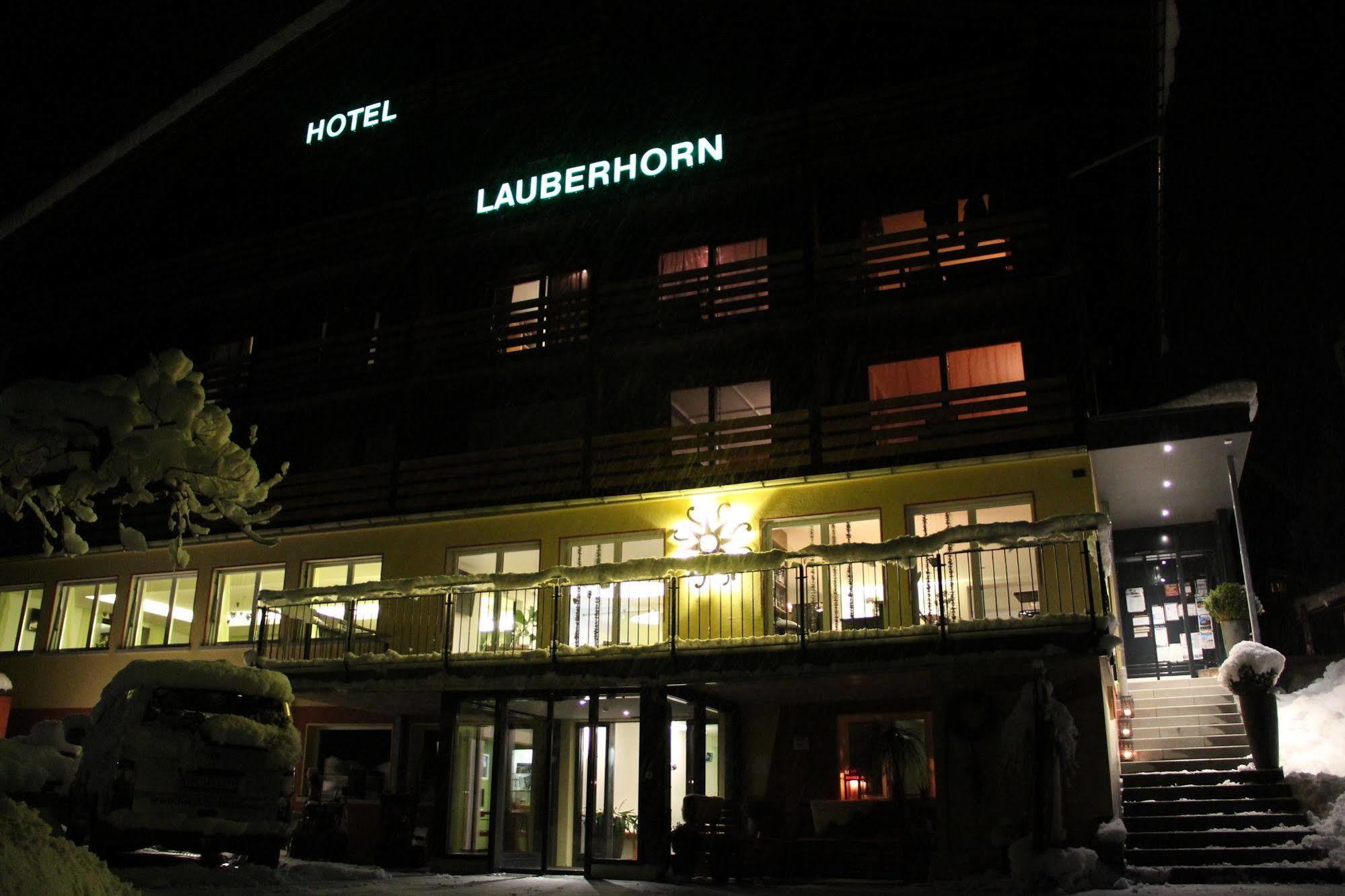Hotel Lauberhorn - Home For Outdoor Activities กรินเดลวัลด์ ภายนอก รูปภาพ